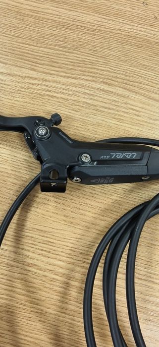 Комплект дискови спирачки SRAM Level Silver Stealth с 4 бутала