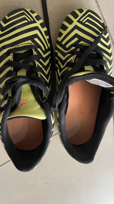 Ghete footbal  Adidas predito
