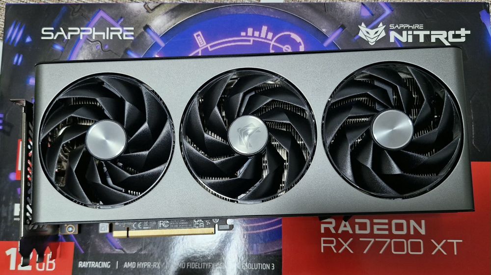Saphire Radeon RX 7700 XT Nitro+, 12GB GDDR6 192 bit