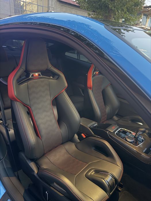 BMW M4 CS машина новая