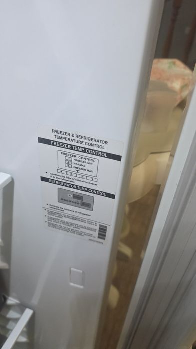 Холодильник LG 327 л.