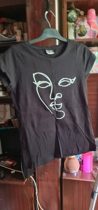 Тениски. Различни видове и размери