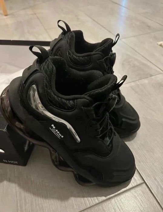 Sneakers sport negri