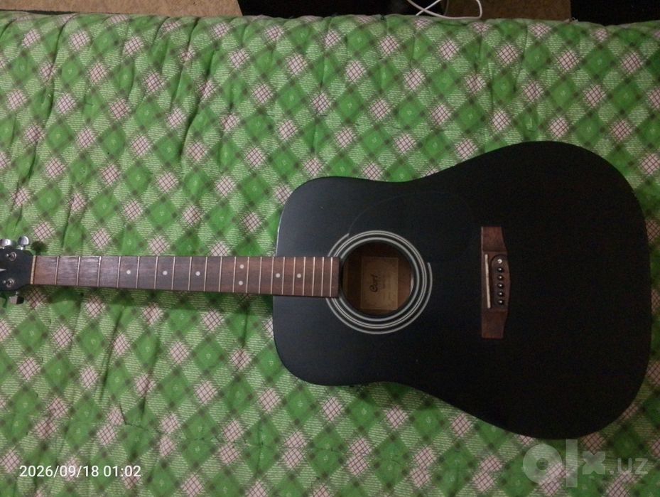 Gitara cort 150$ kami bor