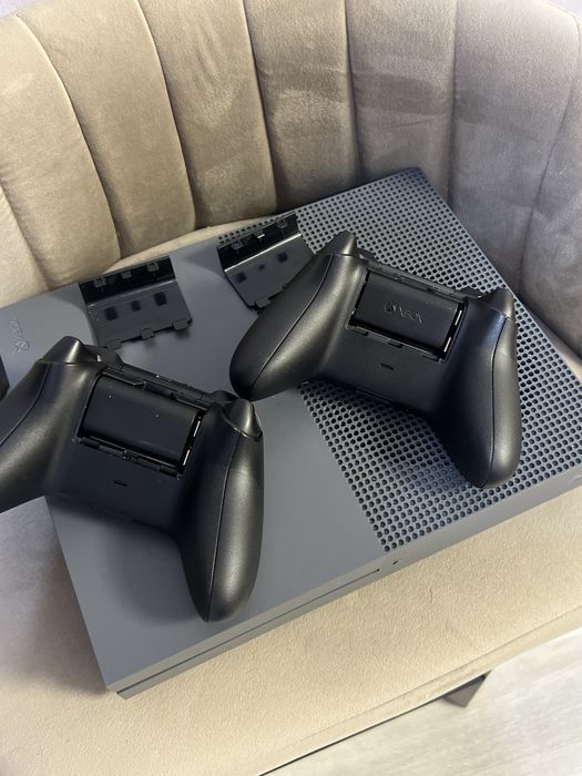 Геймпад XBOX с аккумулятором