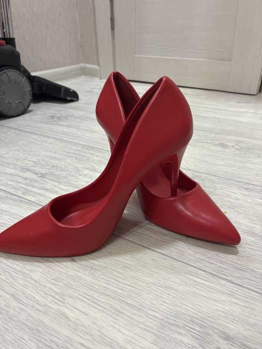 Красные туфли, размер 38