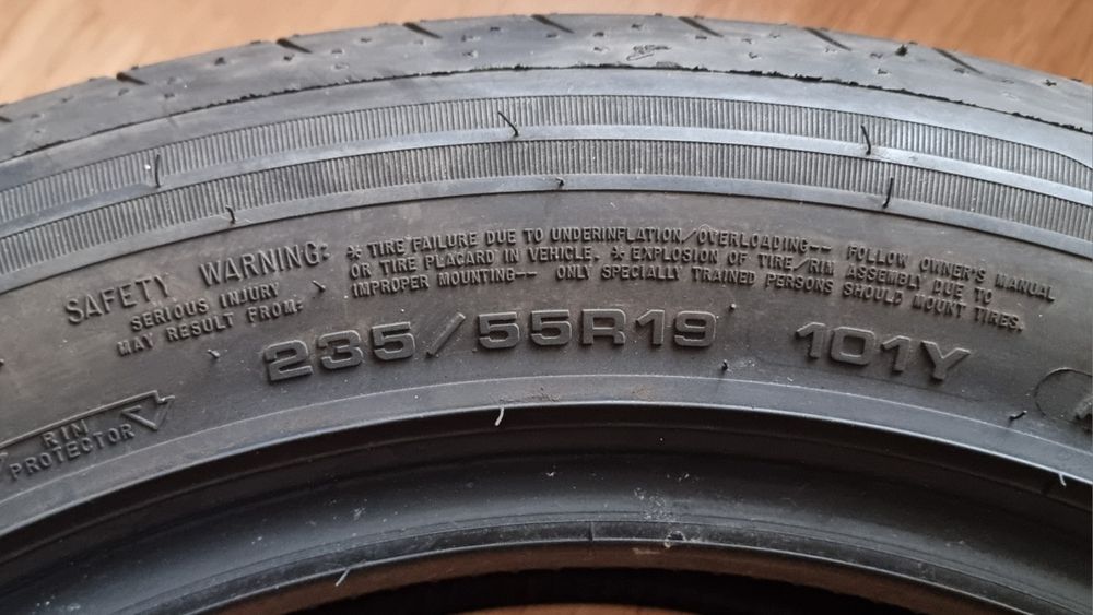 Set anvelope de vară Goodyear 235/55 R19
Dimensiune: 235/55
