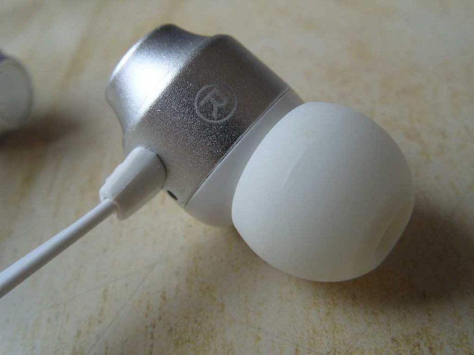 Безжични Bluetooth спортни слушалки Smorss