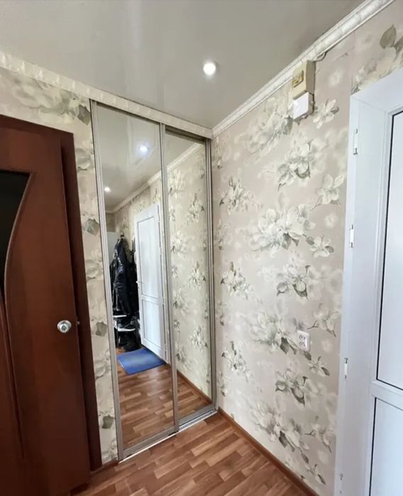 Продам 2 комнатную квартиру