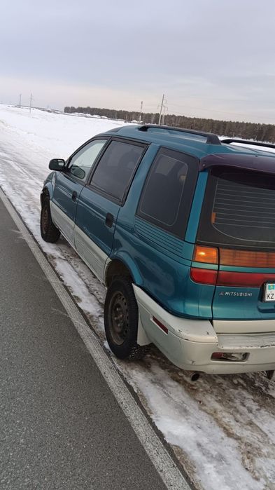 Митсубиси шариот