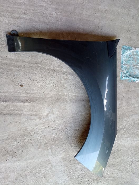 Aripa stângă Peugeot 308(2011) berlina 1.6