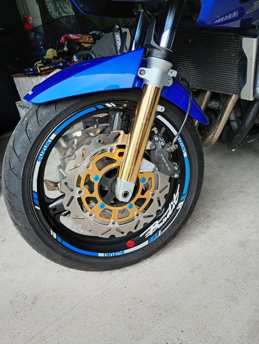 Vând SUZUKI BANDIT 650 S/stare f bună !