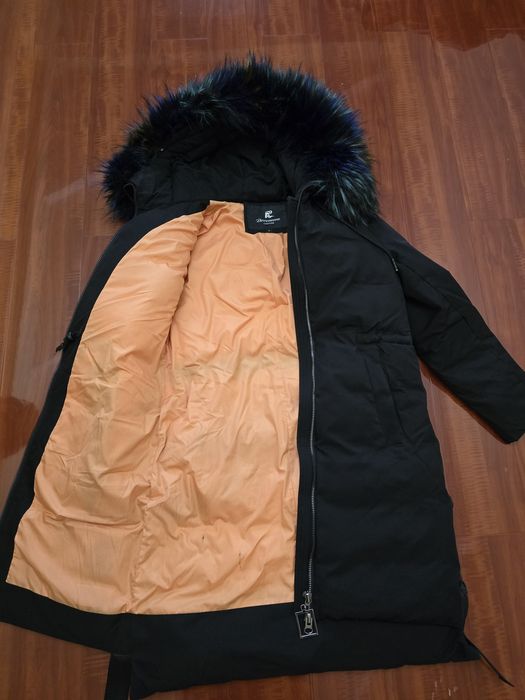 Куртка для девочки подростка.