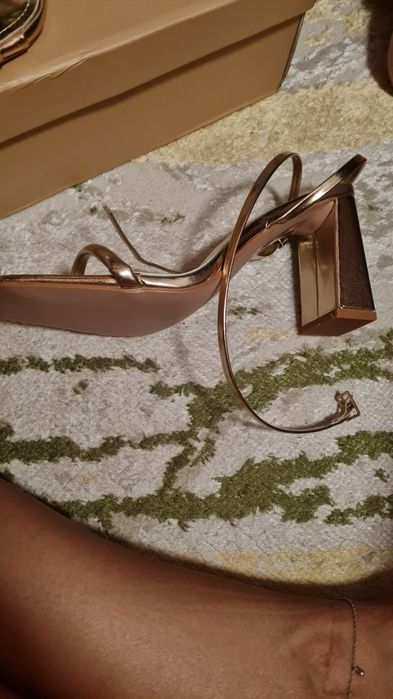 Sandale damă noi
