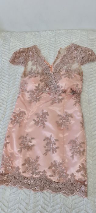 Set rochite mama -fiica,purtata o singura data la botezul fetitei mele