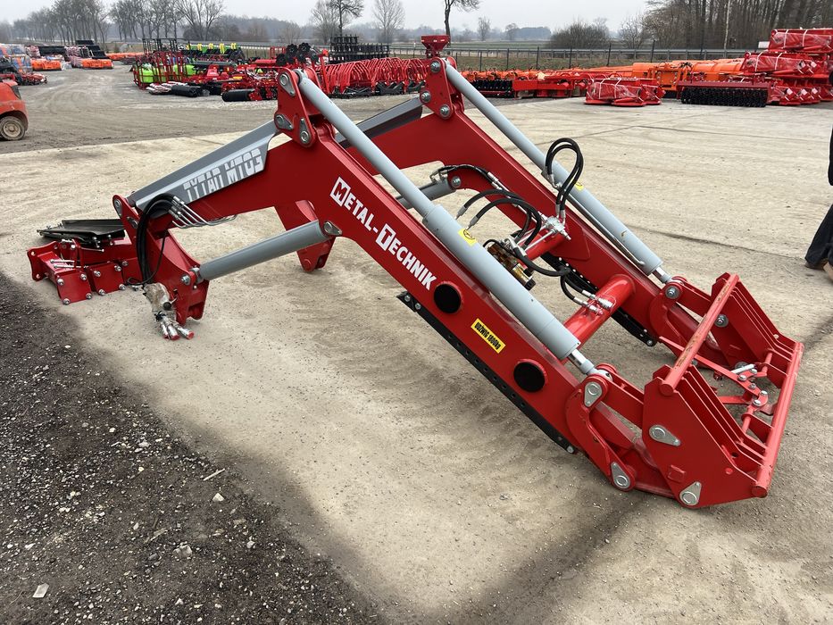 Incarcator frontal tractor