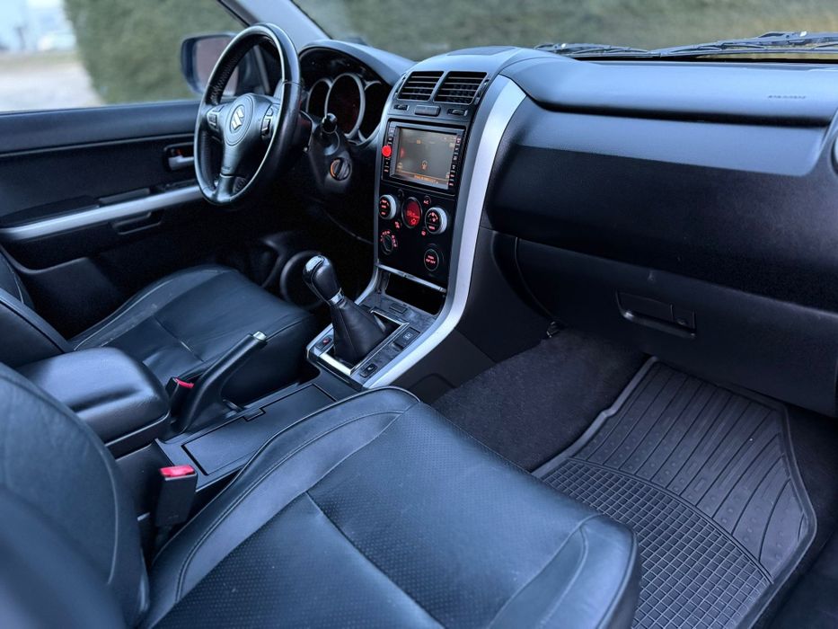 Vând Suzuki grand Vitara 1.9 4×4 euro 5