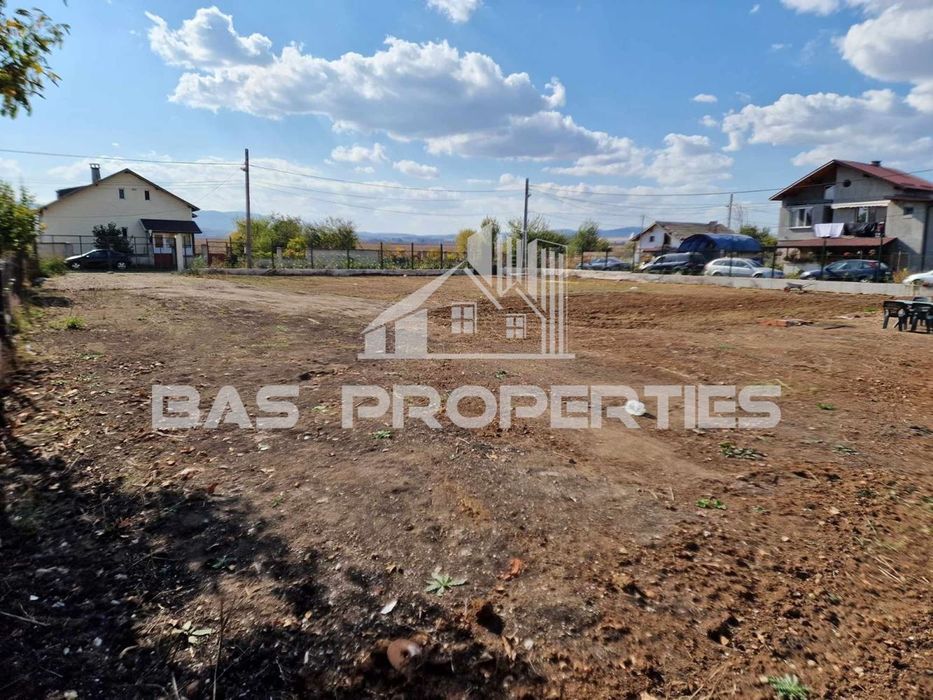 Продава се Парцел в София, Република 2 - 1400 кв.м за 179 €/кв.м - Снимка #2