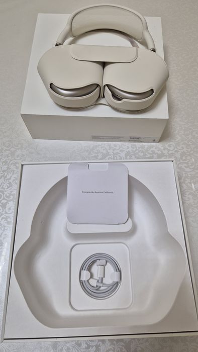 Airpods Max.AirPodsMax