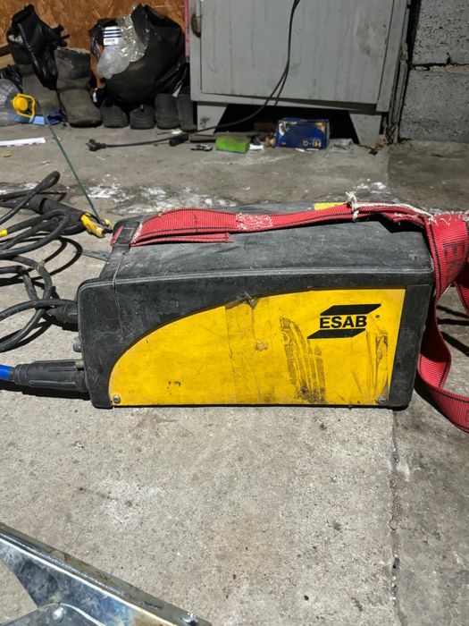 Продам сварочный аппарат ESAB CADDY