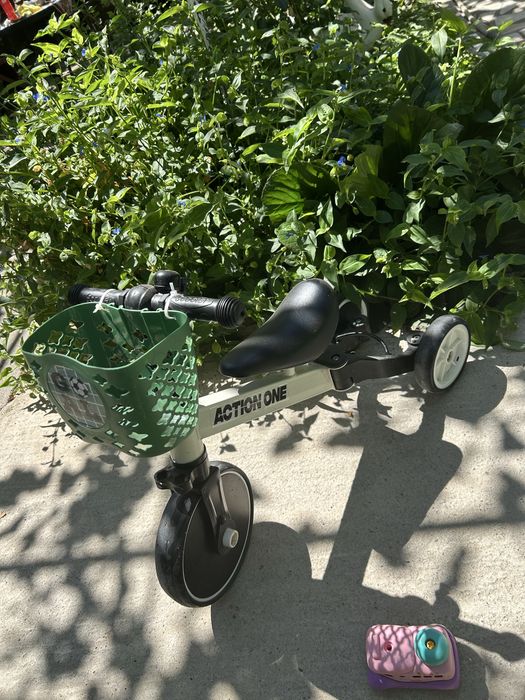 Tricocleta mica pentru copii in stare buna