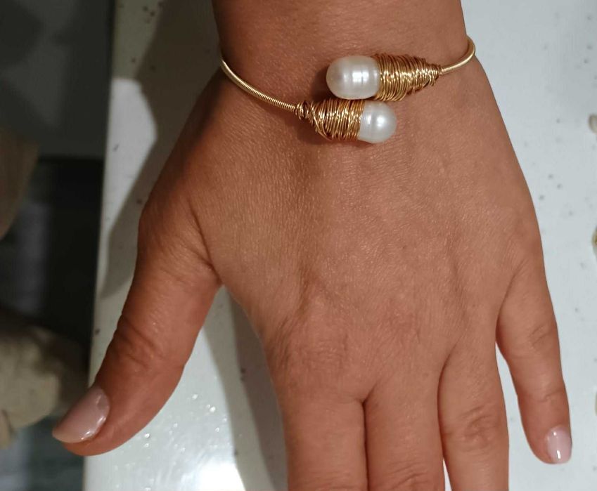 Нова гривна с естествени речни перли