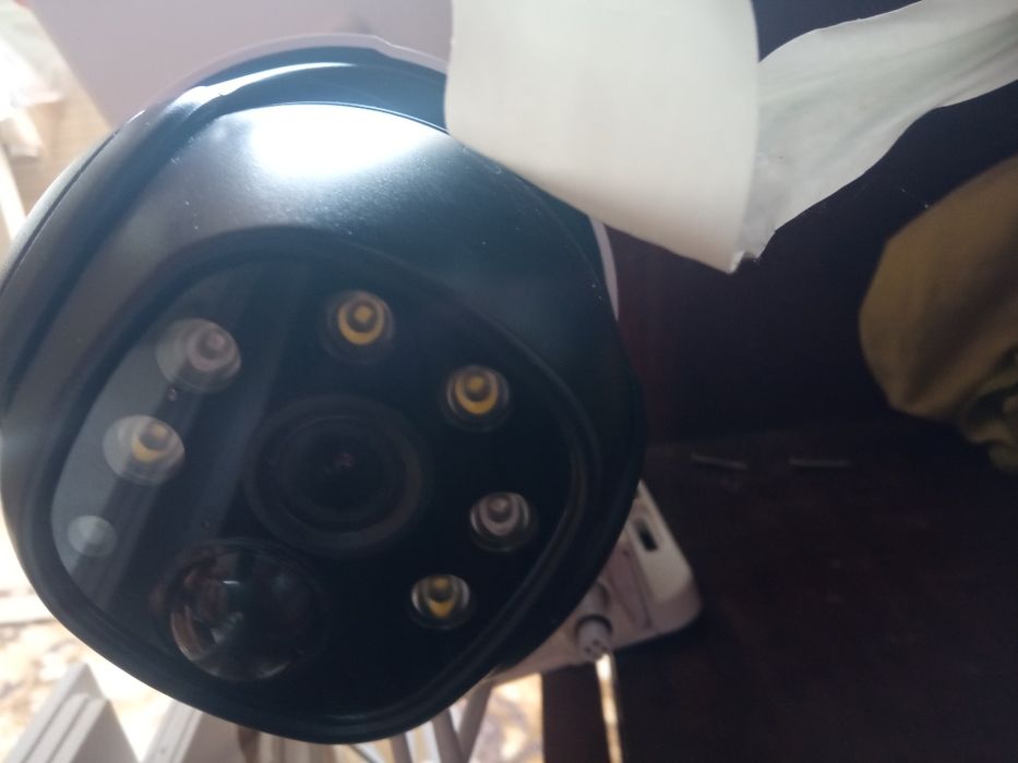 Камера с панел .