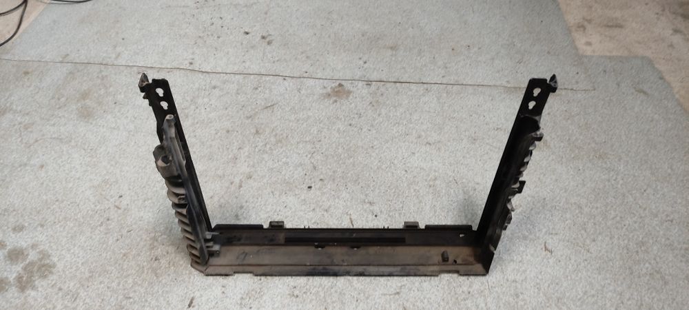 Продам кассету радиатора на BMW E60