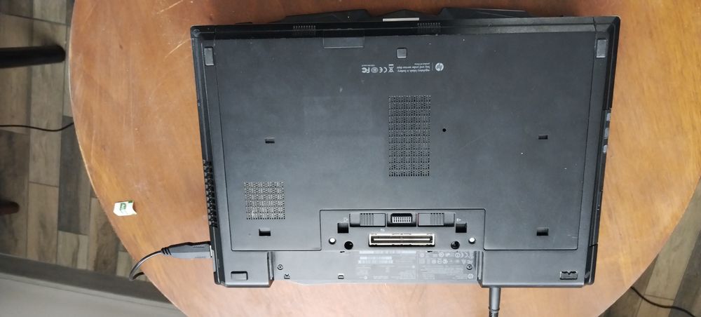 Laptop HP 8570p, procesor i5-3210M, memorie 8GB DDR3