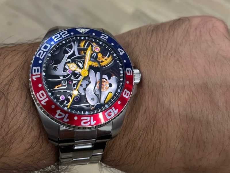 смартуач часовник smartwatch високо качество .