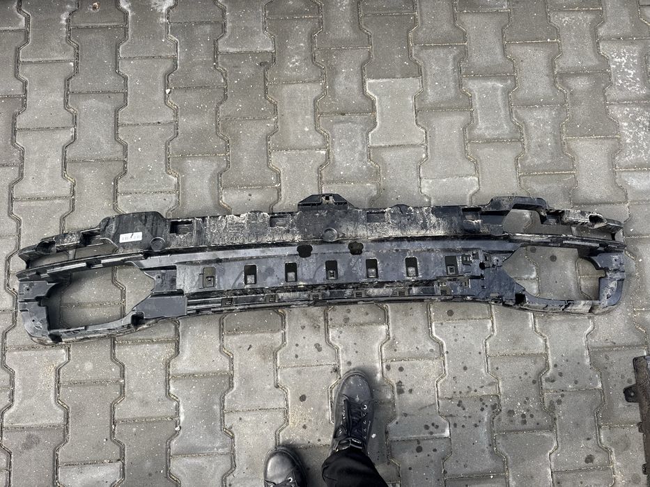 BMW G11 G12 LCI предна броня и задна броня facelift фейслифт