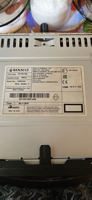 Rama navigație si casetofon originale Renault  pt logan 2 2018