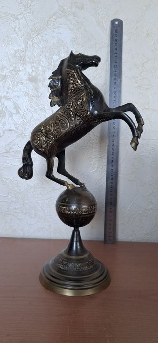 Интерьерные статуэтки Коней.