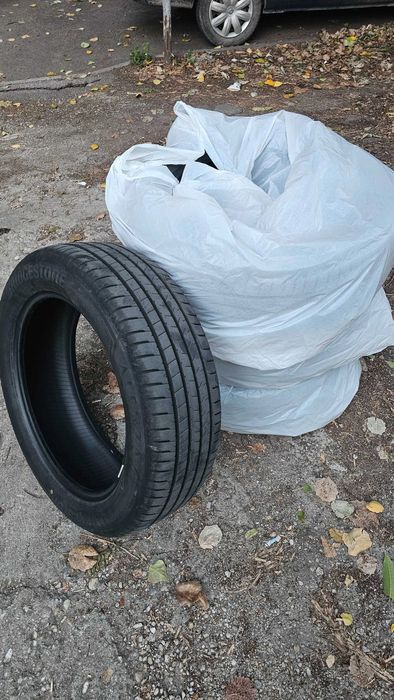 Anvelope vara Bridgestone Alenza 225/55/R19 99V DOT 2025