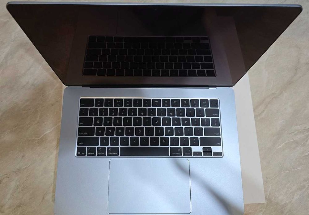 MacBook Air 15 M4 16/512 Sky Blue