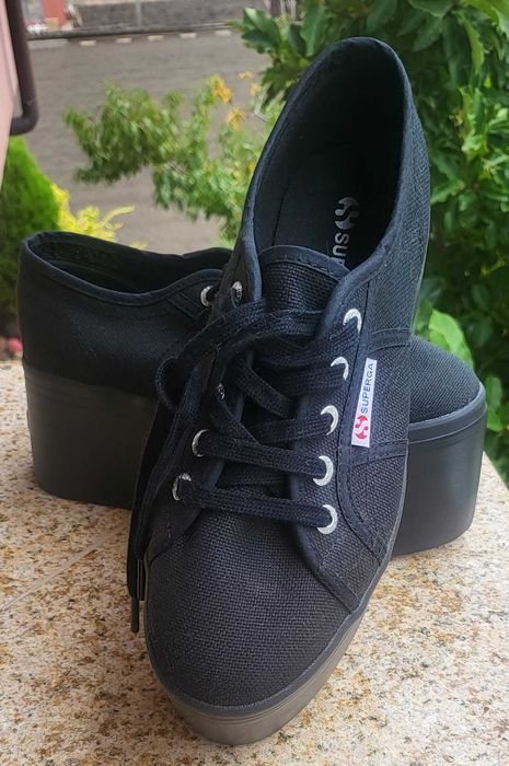 Кецове черни SUPERGA