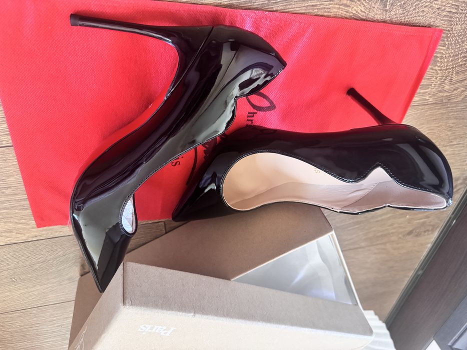 Токчета Christian Louboutin