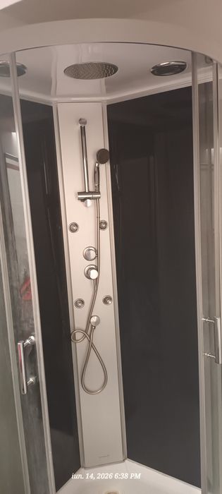 Închiriez apartament 2 camere!