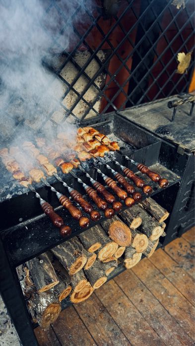 Продам мангал и коктал!