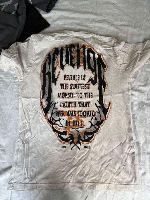 Редки тениски на Luda