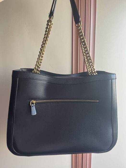 Голяма чанта Guess, Оригинална