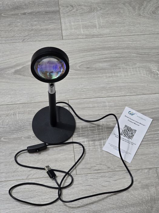 Lampă inteligentă Sunset LED WiFi – 16 milioane culori, Alexa & Google