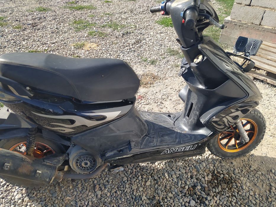 Скутер сатлады срочна