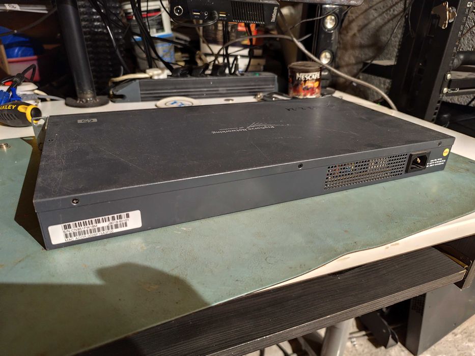Switch HP Procurve 26p 2510-24 J9019B cu management