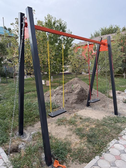 Продам детскую качелю