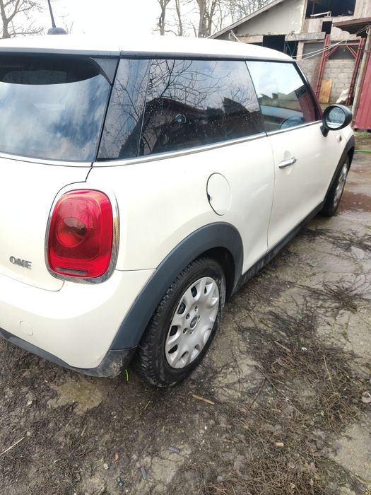MINI One 2016