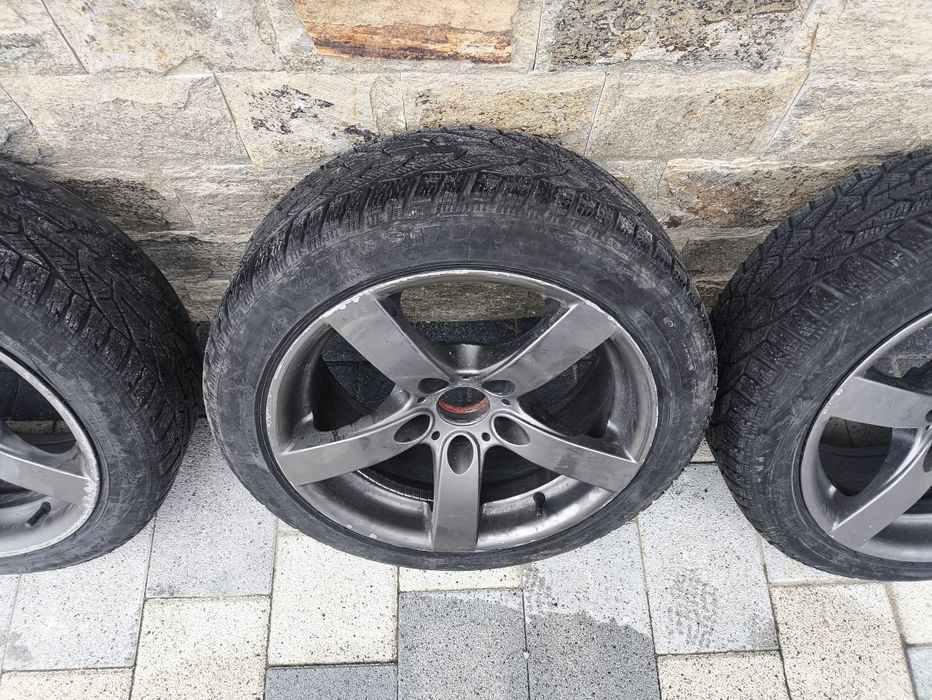 Джанти с гуми 225/45/17, 5x120