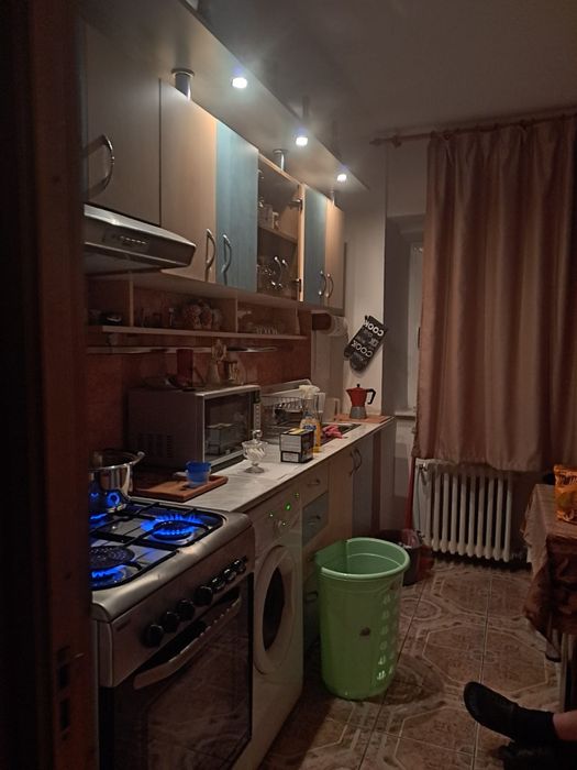 Vand apartament  targu frumos