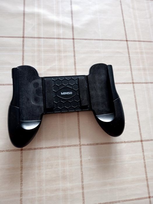 Продам игровой геймпад.