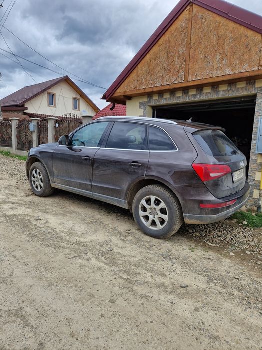 Autoturism Audi Q5